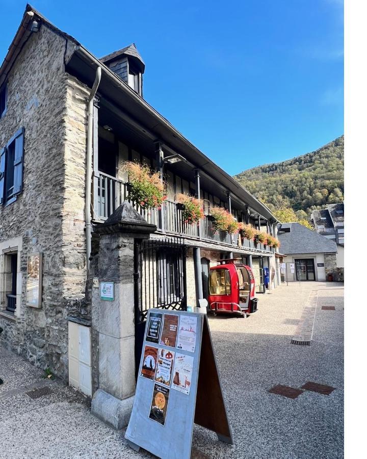 Appt T2 4 Pers Saint Lary Centre Village Parking Luaran gambar